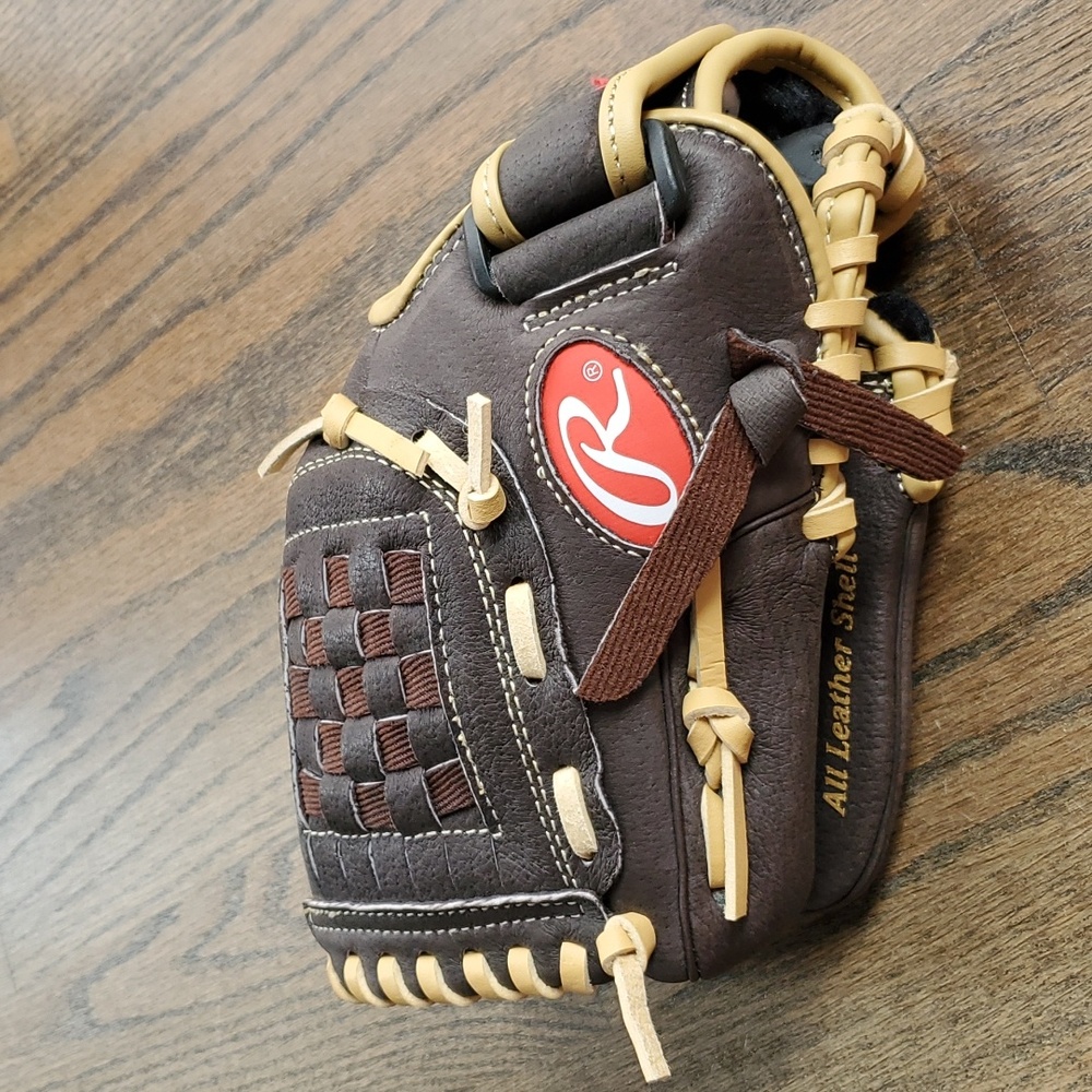 Rawlings Baseball Glove NWOT
